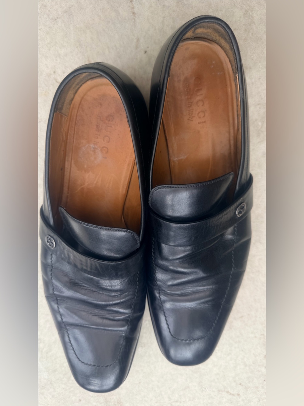 Gucci Black Leather Slip-On Loafers with Signature Logo